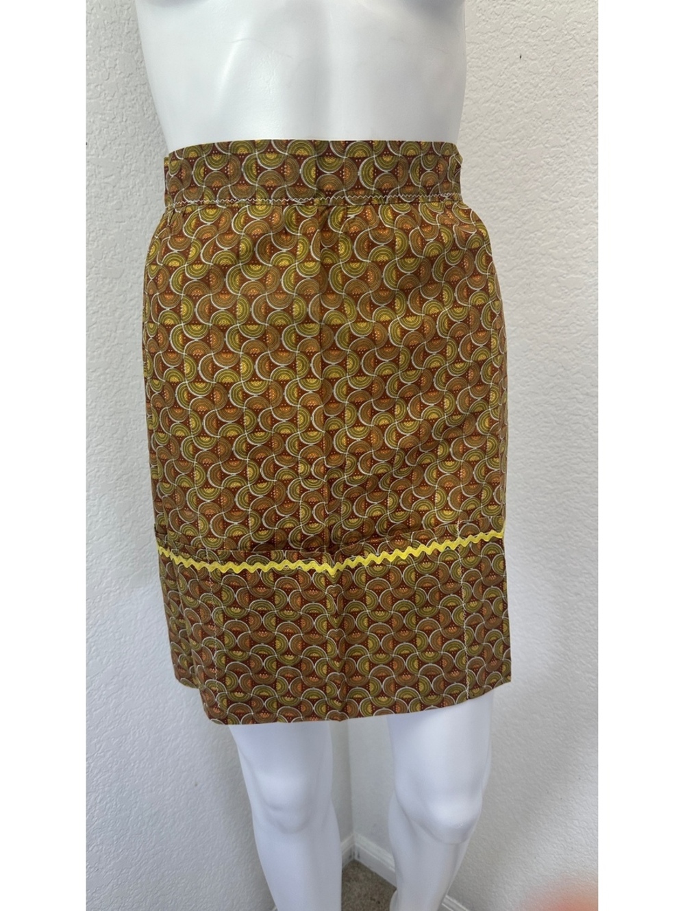 VTG 1970s Handmade Half Apron Pockets Retro Tie Back Grannycore Earthy Harvest